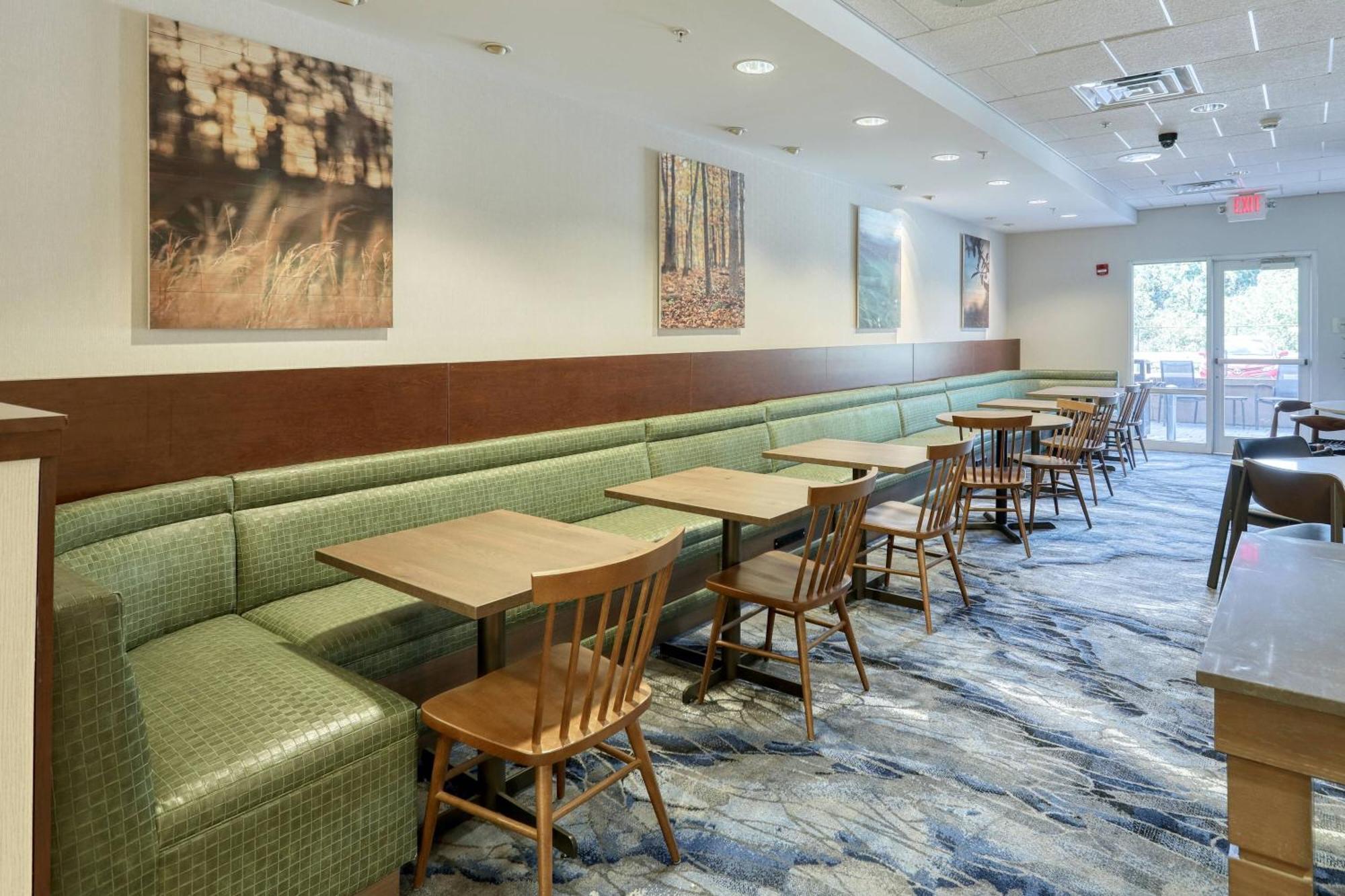 Fairfield Inn & Suites By Marriott Harrisburg West/Ню Къмбърланд Екстериор снимка