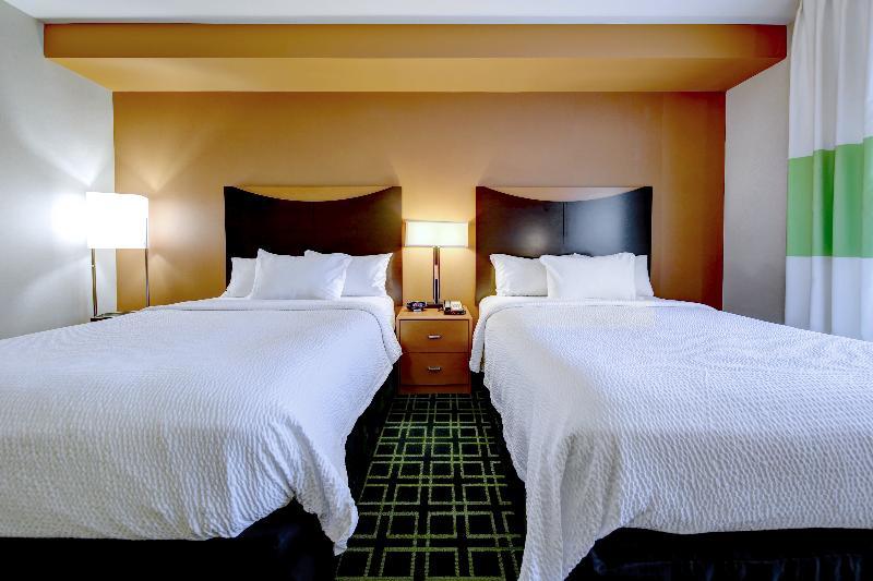 Fairfield Inn & Suites By Marriott Harrisburg West/Ню Къмбърланд Екстериор снимка