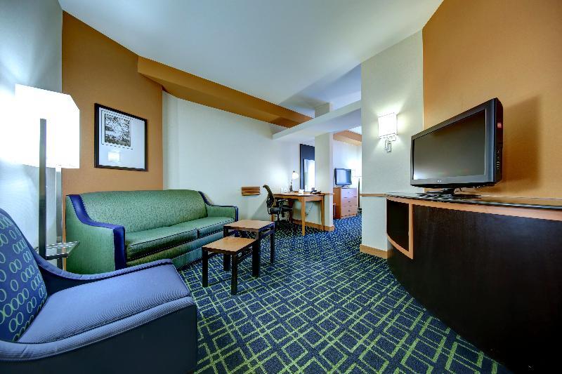 Fairfield Inn & Suites By Marriott Harrisburg West/Ню Къмбърланд Екстериор снимка