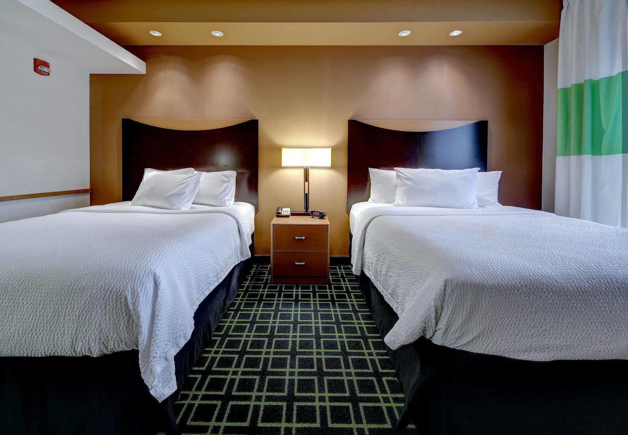 Fairfield Inn & Suites By Marriott Harrisburg West/Ню Къмбърланд Екстериор снимка